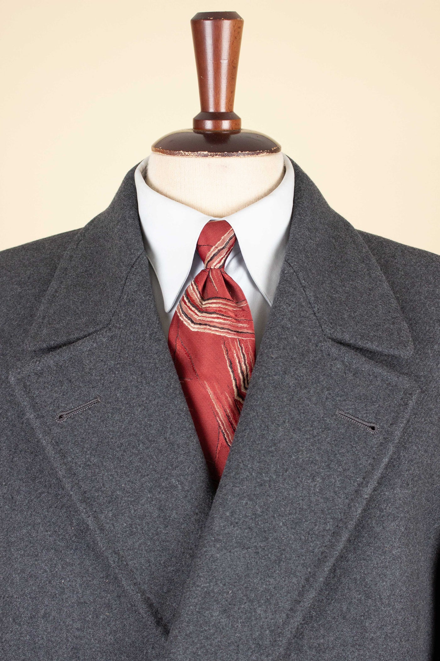 SWEDISH 1950S GREY DOUBLE BREASTED OVERCOAT BY TIGER. SIZE CA EU 46-48