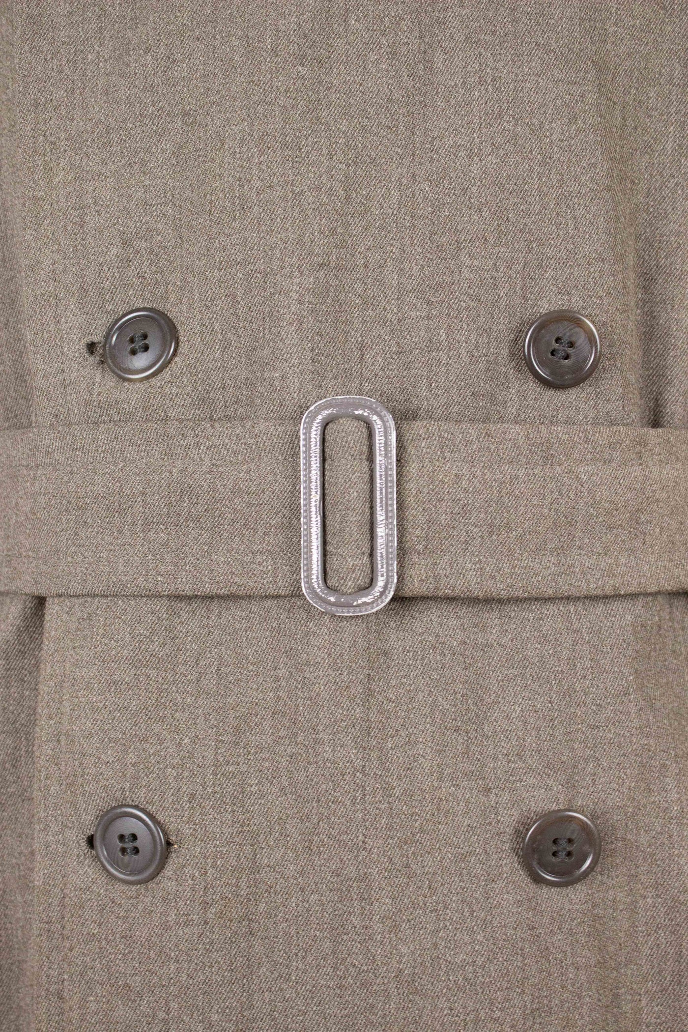 SWEDISH 1930S/1940S LIGHT BROWN TRENCH COAT BY TORNADO. SIZE CA EU 52-54