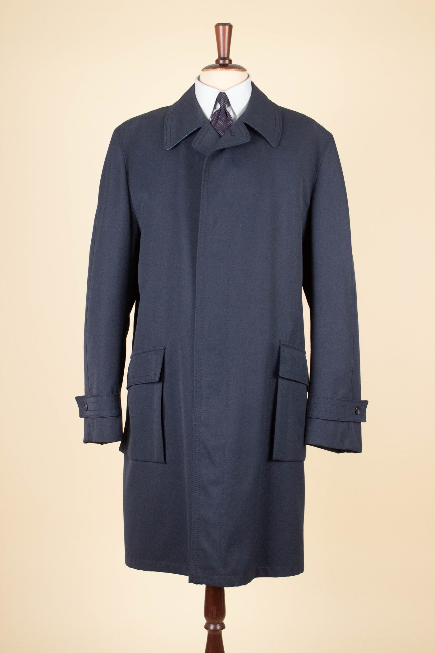 SWEDISH 1960S BLUE SINGLE BREASTED LIGHT WEIGHT COAT BY DRESS BOCAJ. SIZE CA EU 52