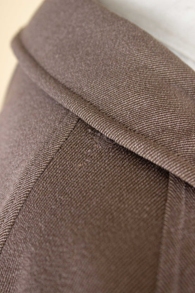 SWEDISH 1930S BROWN-GREY LIGHTWEIGHT SINGLE BREASTED RAGLAN COAT BY RÖDA PANTERN. SIZE CA EU 50