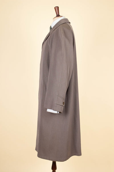 SWEDISH 1930S BROWN-GREY LIGHTWEIGHT SINGLE BREASTED RAGLAN COAT BY RÖDA PANTERN. SIZE CA EU 50
