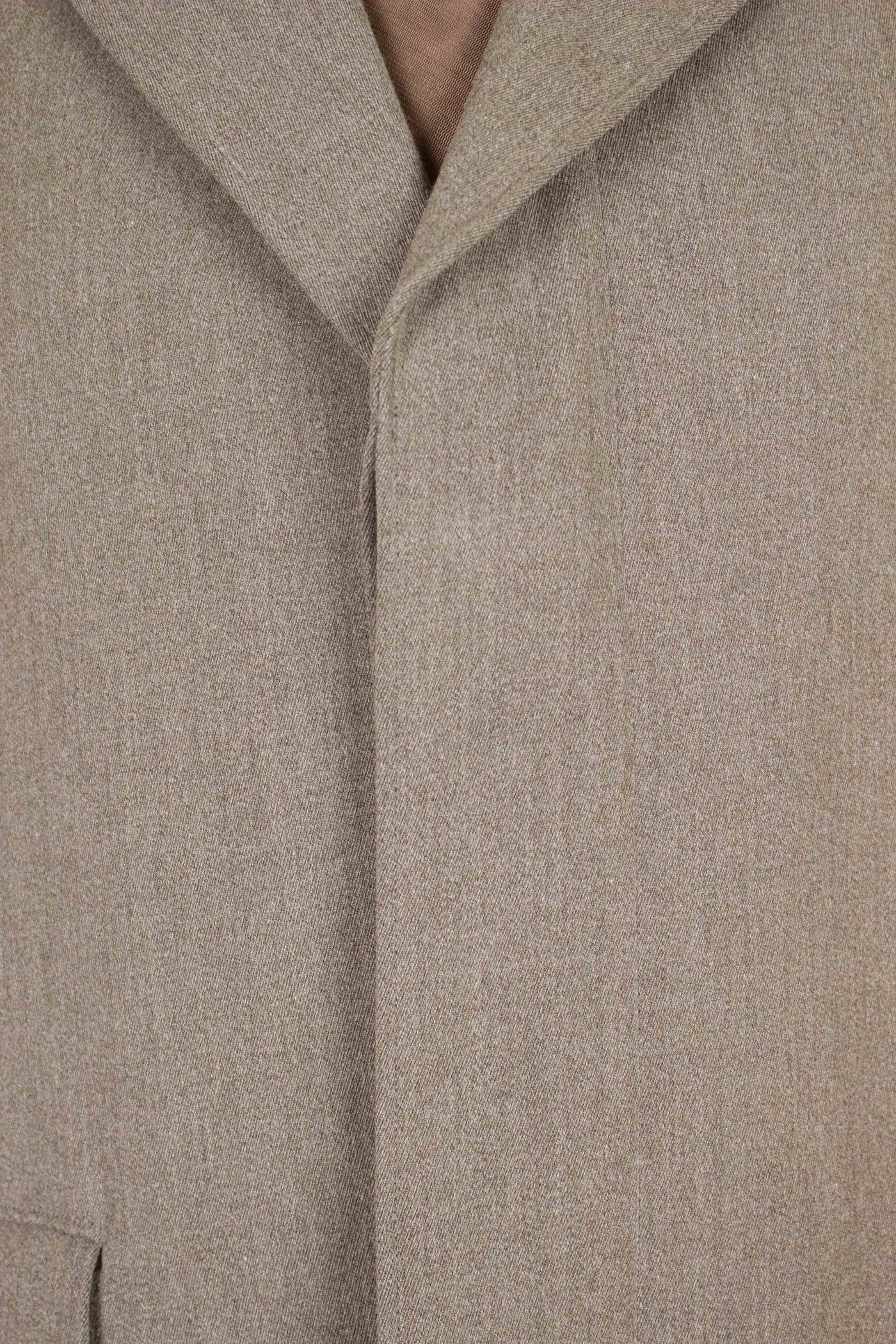 SWEDISH 1920S LIGHT BROWN SINGLE BREASTED BESP0KE OVERCOAT WITH CONCEALED BUTTON FRONT. SIZE CA EU 46