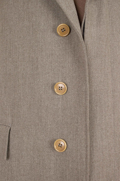 SWEDISH 1920S LIGHT BROWN SINGLE BREASTED BESP0KE OVERCOAT WITH CONCEALED BUTTON FRONT. SIZE CA EU 46