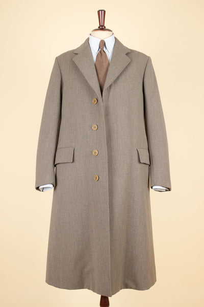 SWEDISH 1920S LIGHT BROWN SINGLE BREASTED BESP0KE OVERCOAT WITH CONCEALED BUTTON FRONT. SIZE CA EU 46