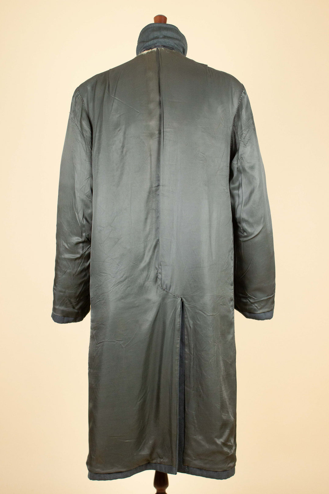 SWEDISH 1930S/1940S GREY-GREEN TRENCH COAT BY AB G. THULIN. SIZE CA EU – A.  MARCHESAN