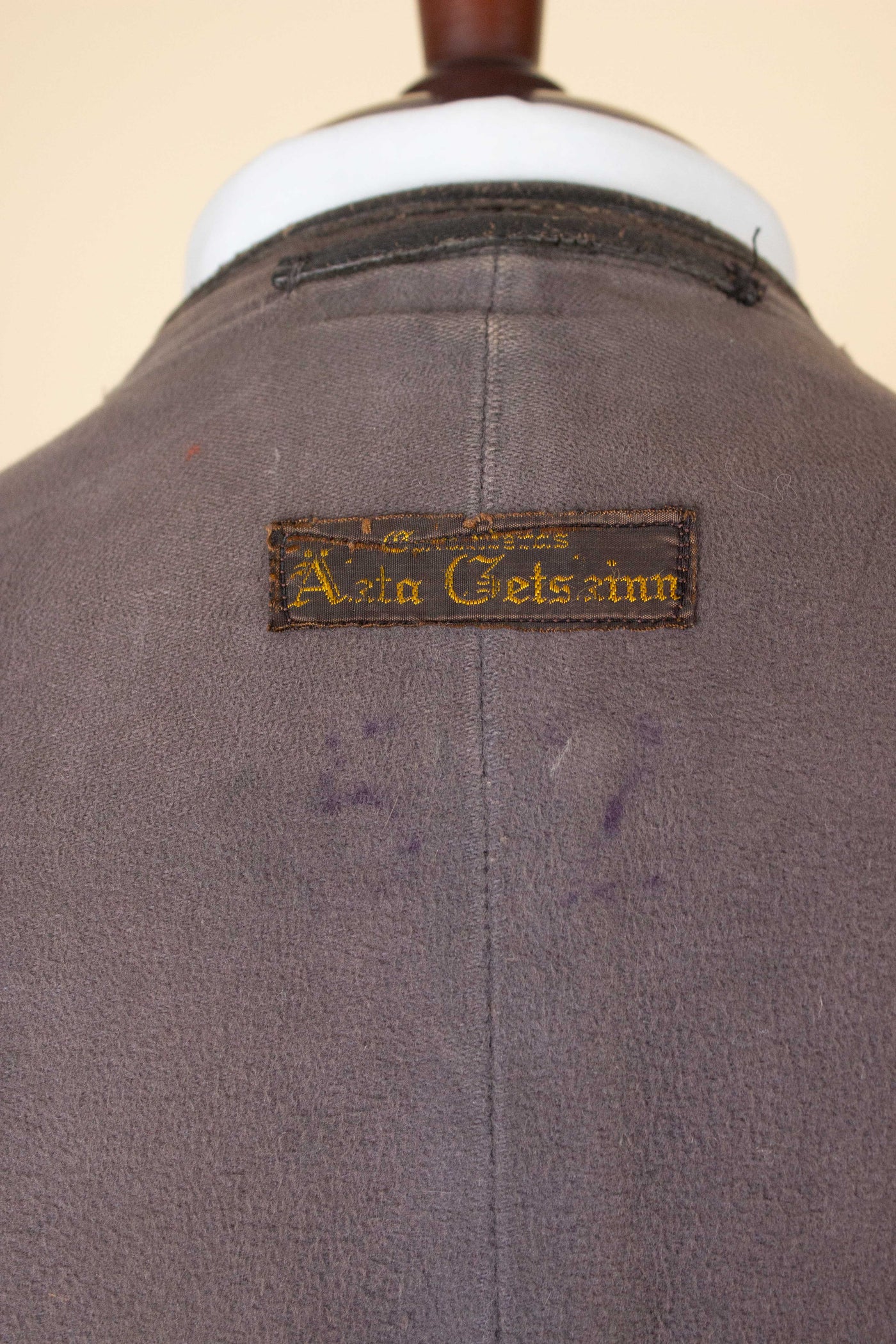 SWEDISH 1930S/1940S BLACK GOATSKIN DOUBLE BREASTED JACKET. SIZE CA EU 50
