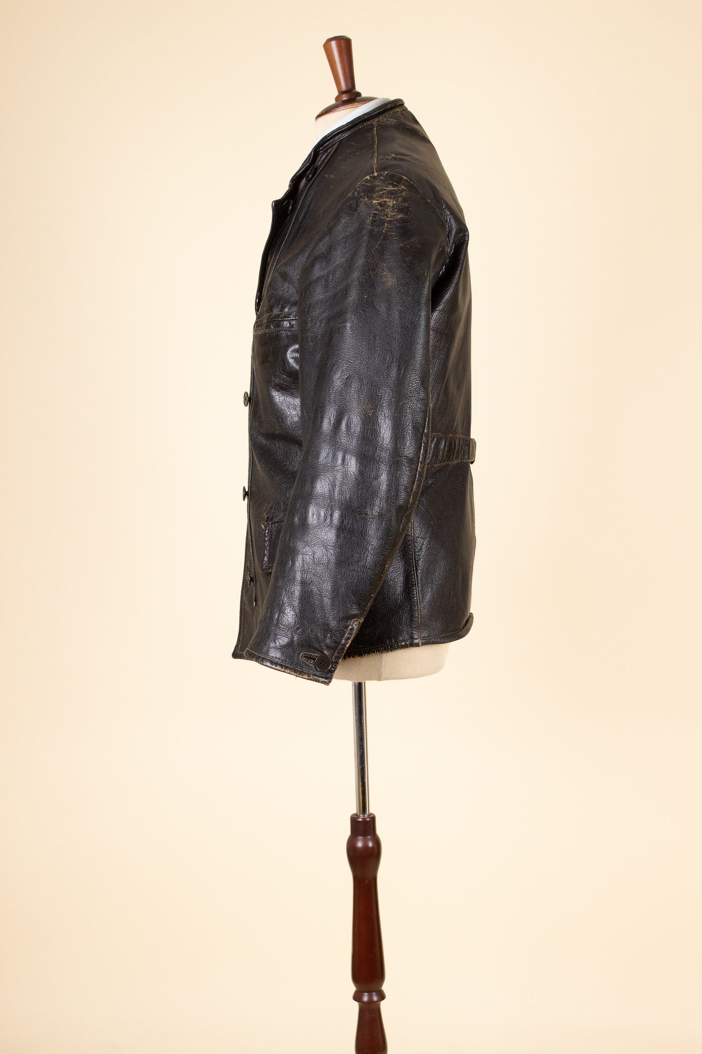 SWEDISH 1950S/1960S BLACK GOATSKIN JACKET BY SKINNSPECIALISTEN. SIZE CA EU 50