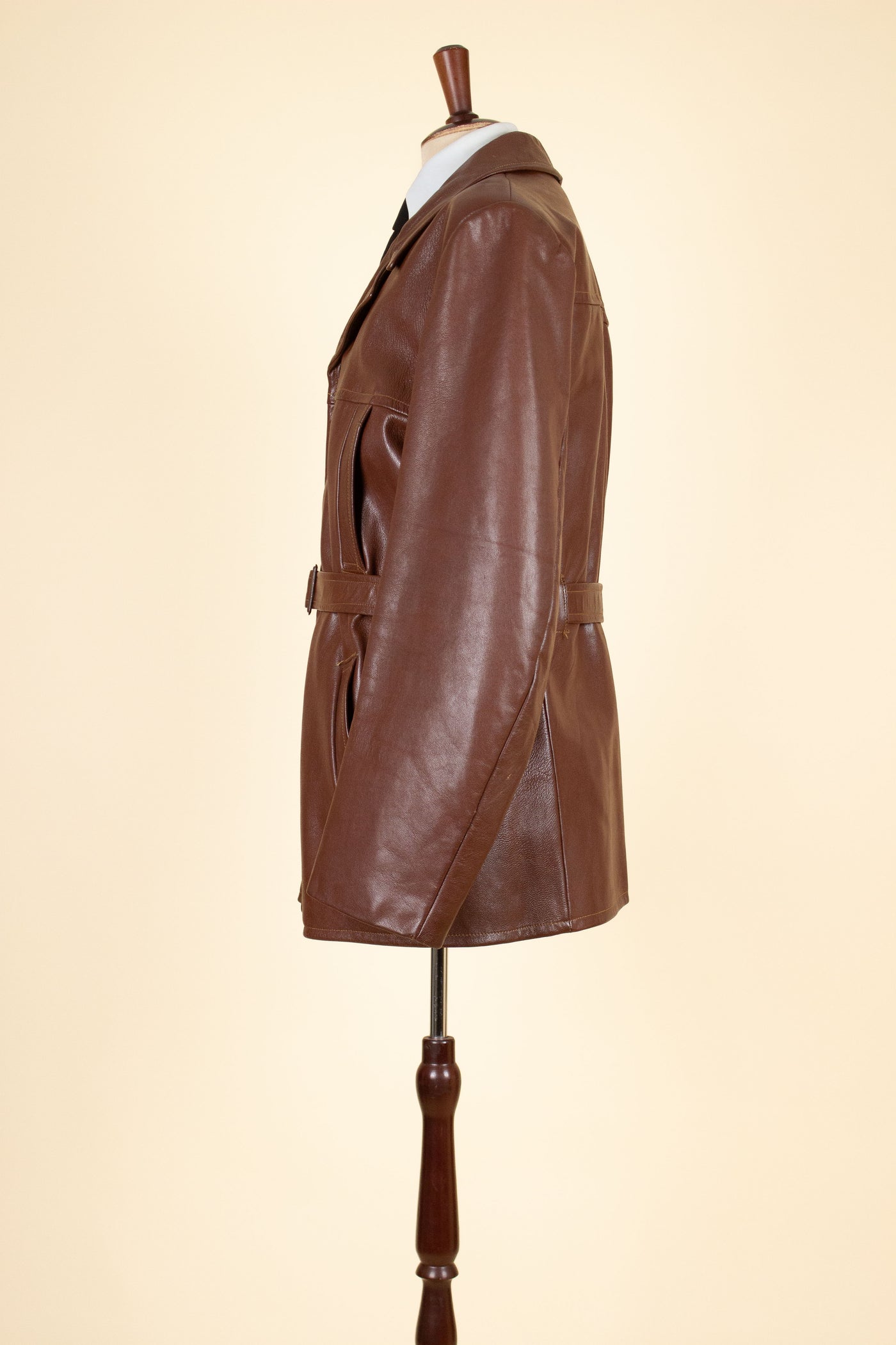 SWEDISH 1950S BROWN GOATSKIN SINGLE BREASTED JACKET BY HOLGER MATSSONS. SIZE CA EU 54-56