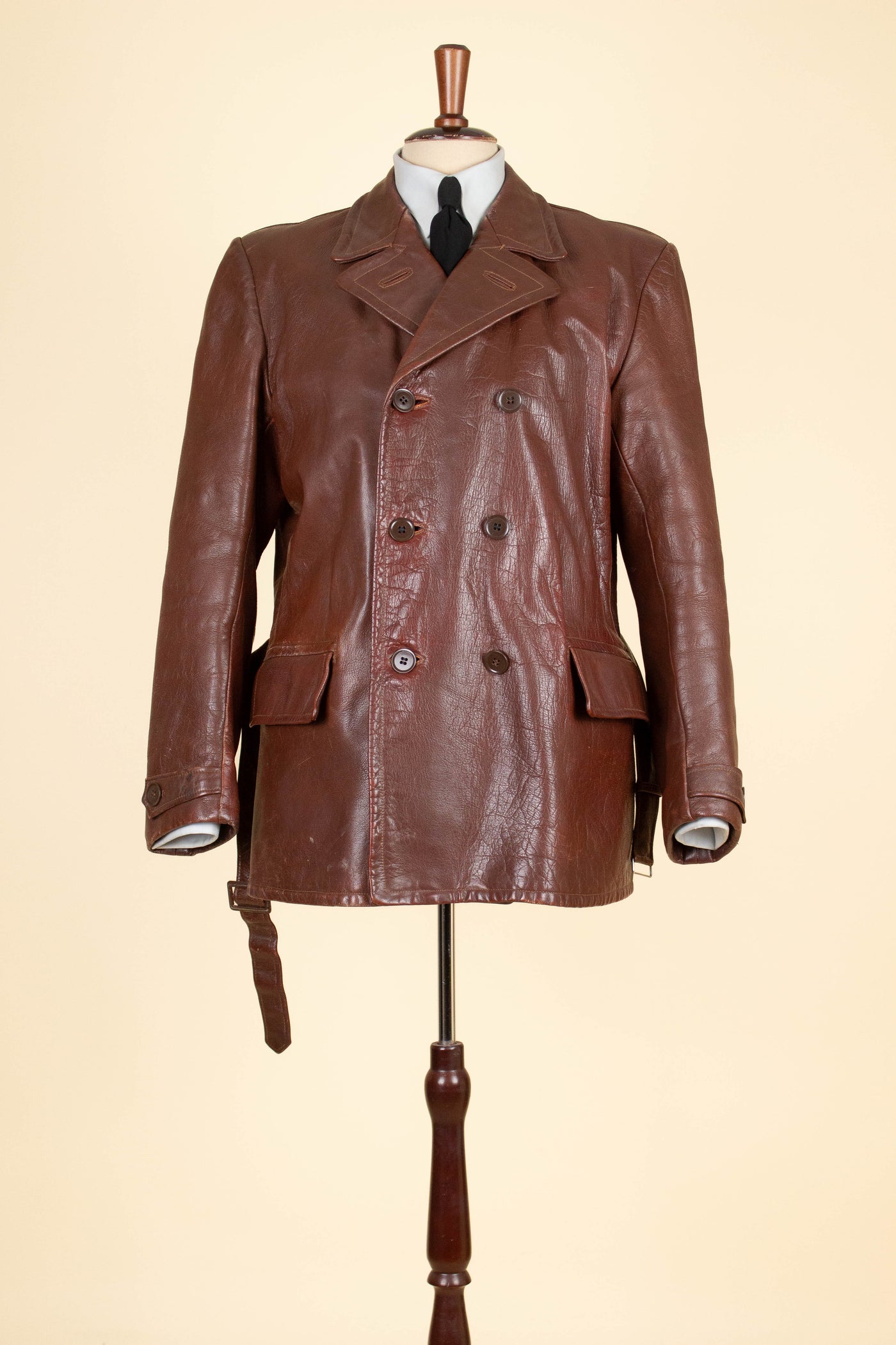 SWEDISH 1930S/1940S BROWN DOUBLE BREASTED GOATSKIN JACKET BY LEANDER LARSSON & CO. SIZE CA EU 52