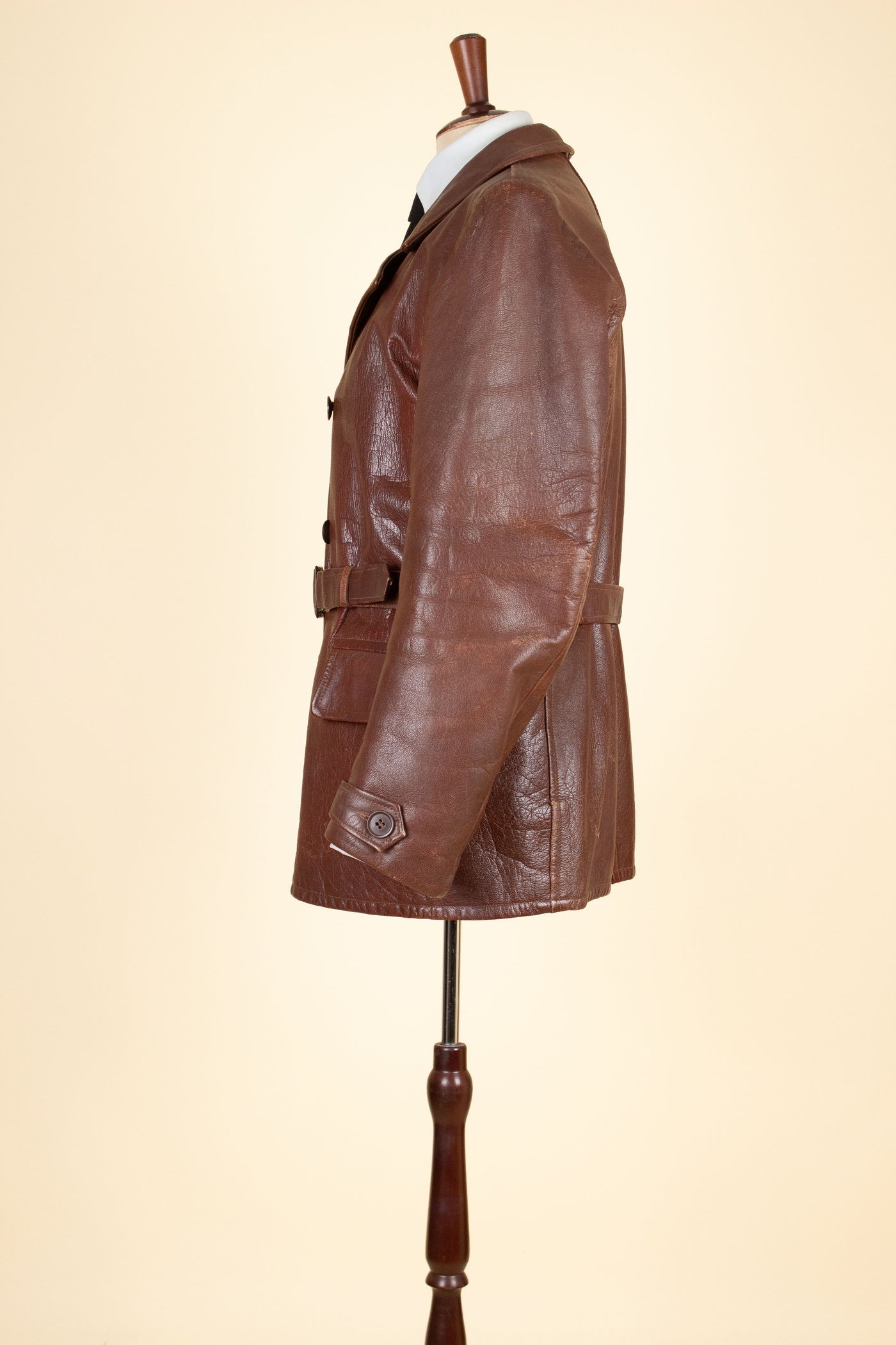 SWEDISH 1930S/1940S BROWN DOUBLE BREASTED GOATSKIN JACKET BY LEANDER LARSSON & CO. SIZE CA EU 52