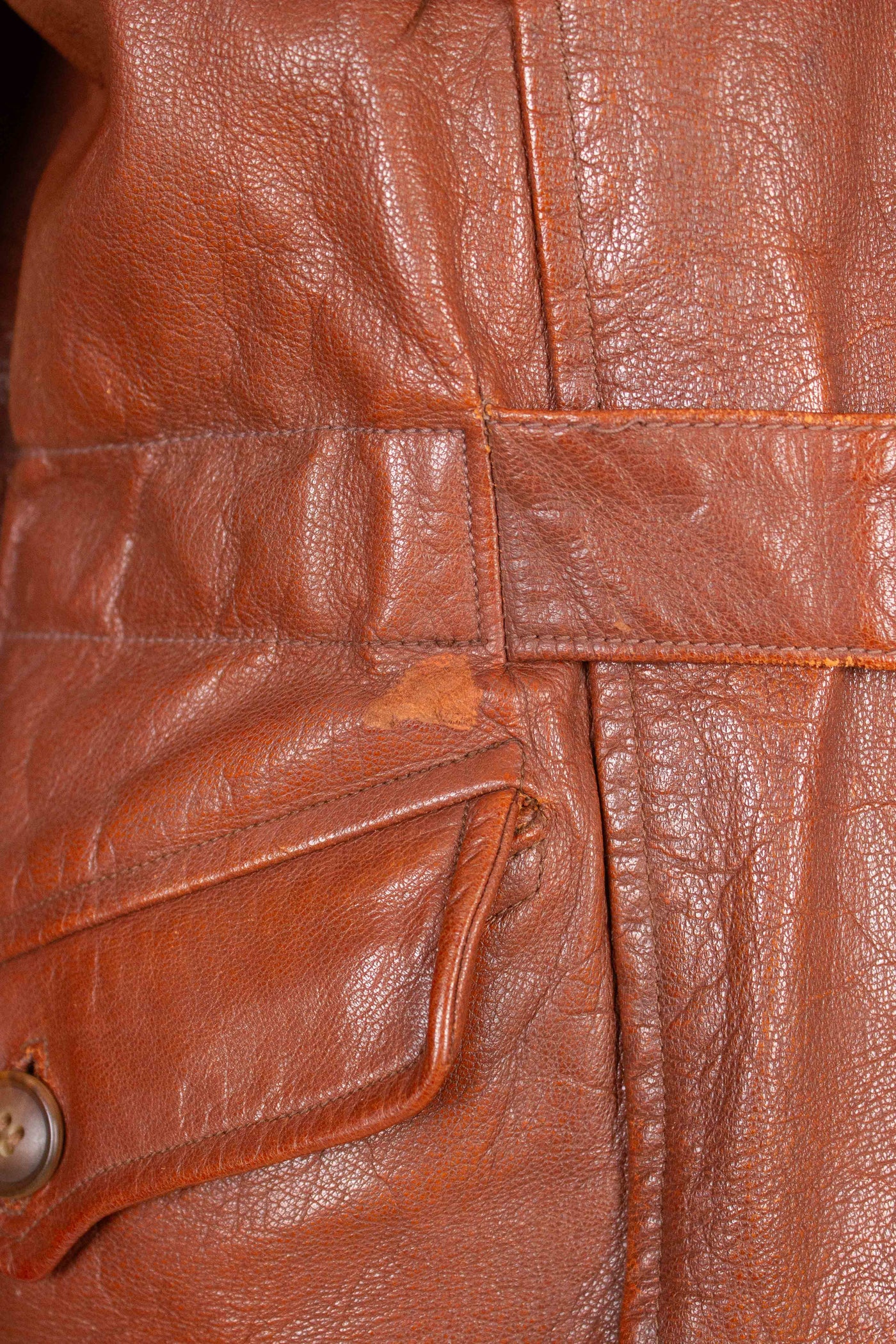 SWEDISH 1940S/1950S BROWN GOATSKIN JACKET WITH DETACHABLE FUR COLLAR. SIZE CA EU 54