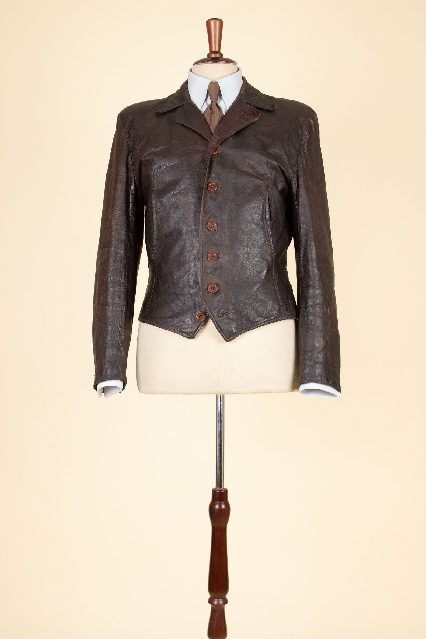 SWEDISH 1930S BROWN GOATSKIN SINGLE BREASTED JACKET. SIZE CA EU 44