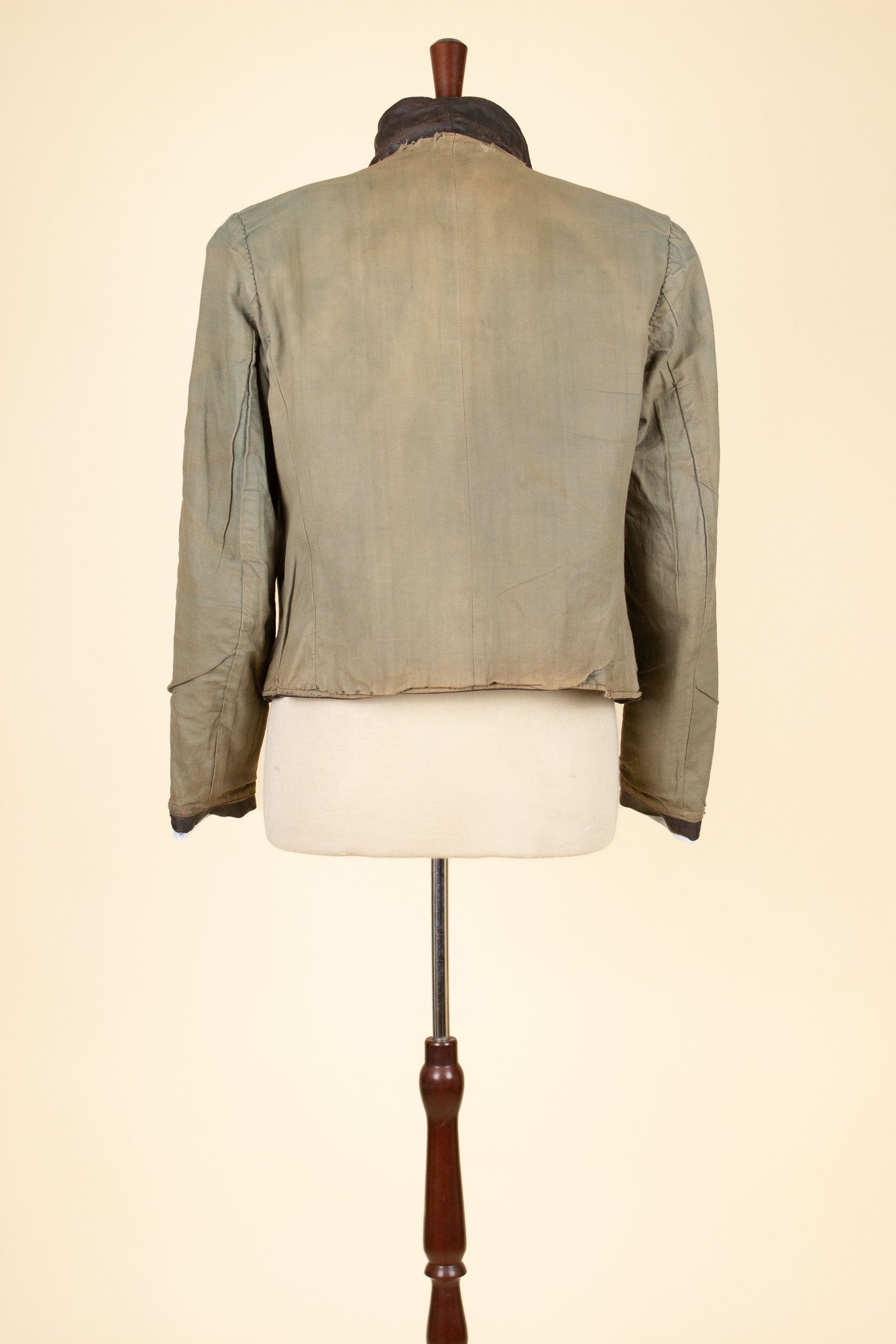 SWEDISH 1930S BROWN GOATSKIN SINGLE BREASTED JACKET. SIZE CA EU 44