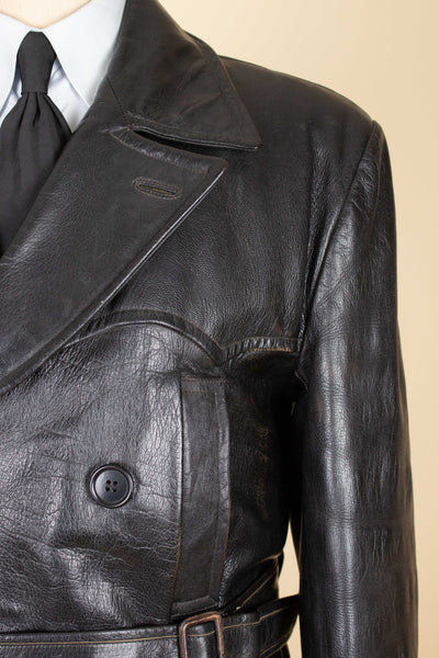SWEDISH 1950S/1960S BLACK GOATSKIN JACKET WITH WHITE SHEARLING LINING. SIZE CA EU 50