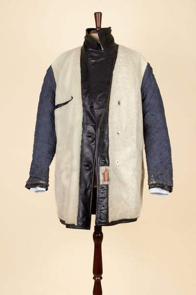 SWEDISH 1950S/1960S BLACK GOATSKIN JACKET WITH WHITE SHEARLING LINING. SIZE CA EU 50