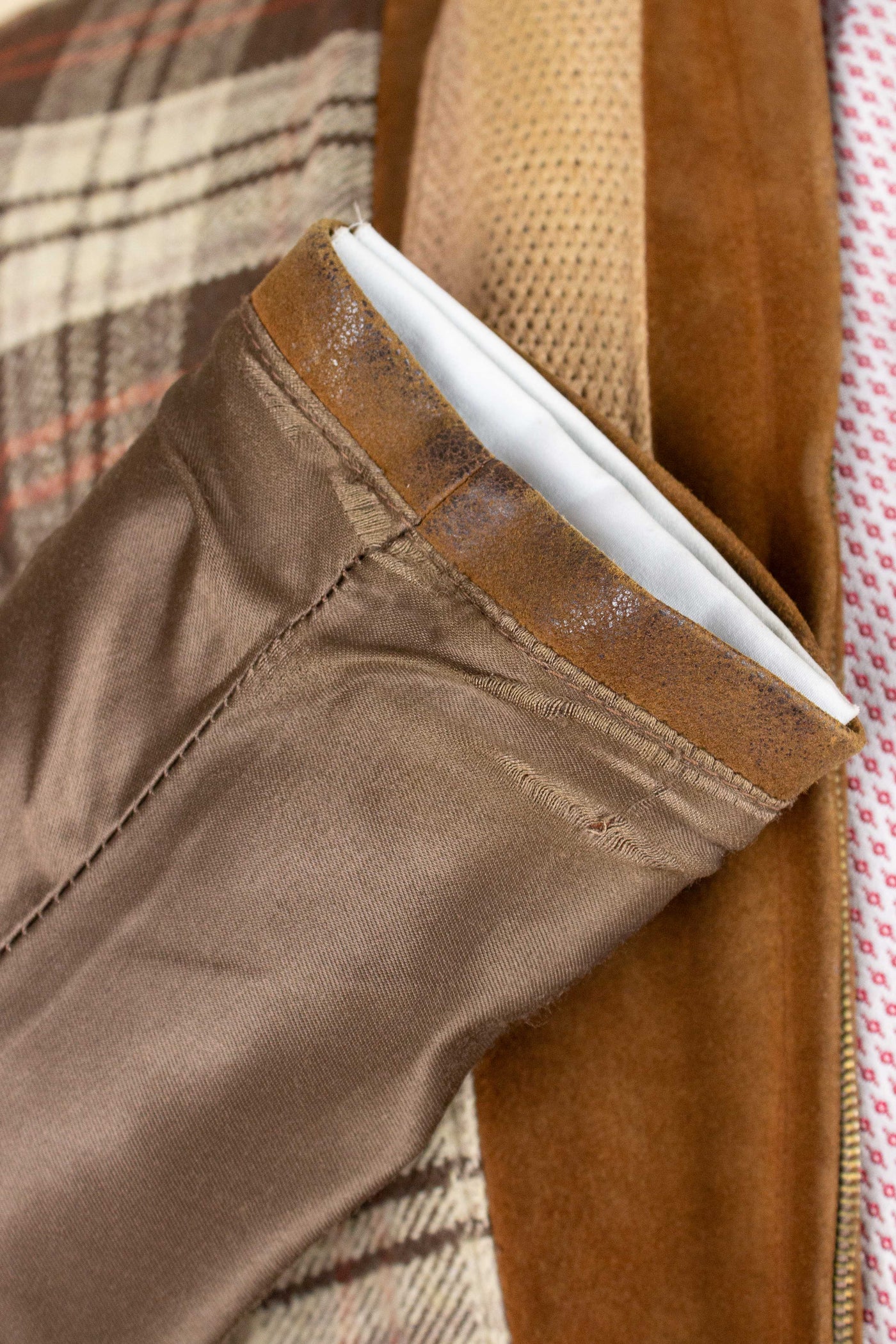 SWEDISH 1950S LIGHT BROWN GOATSKIN SUEDE JACKET. SIZE CA EU 48