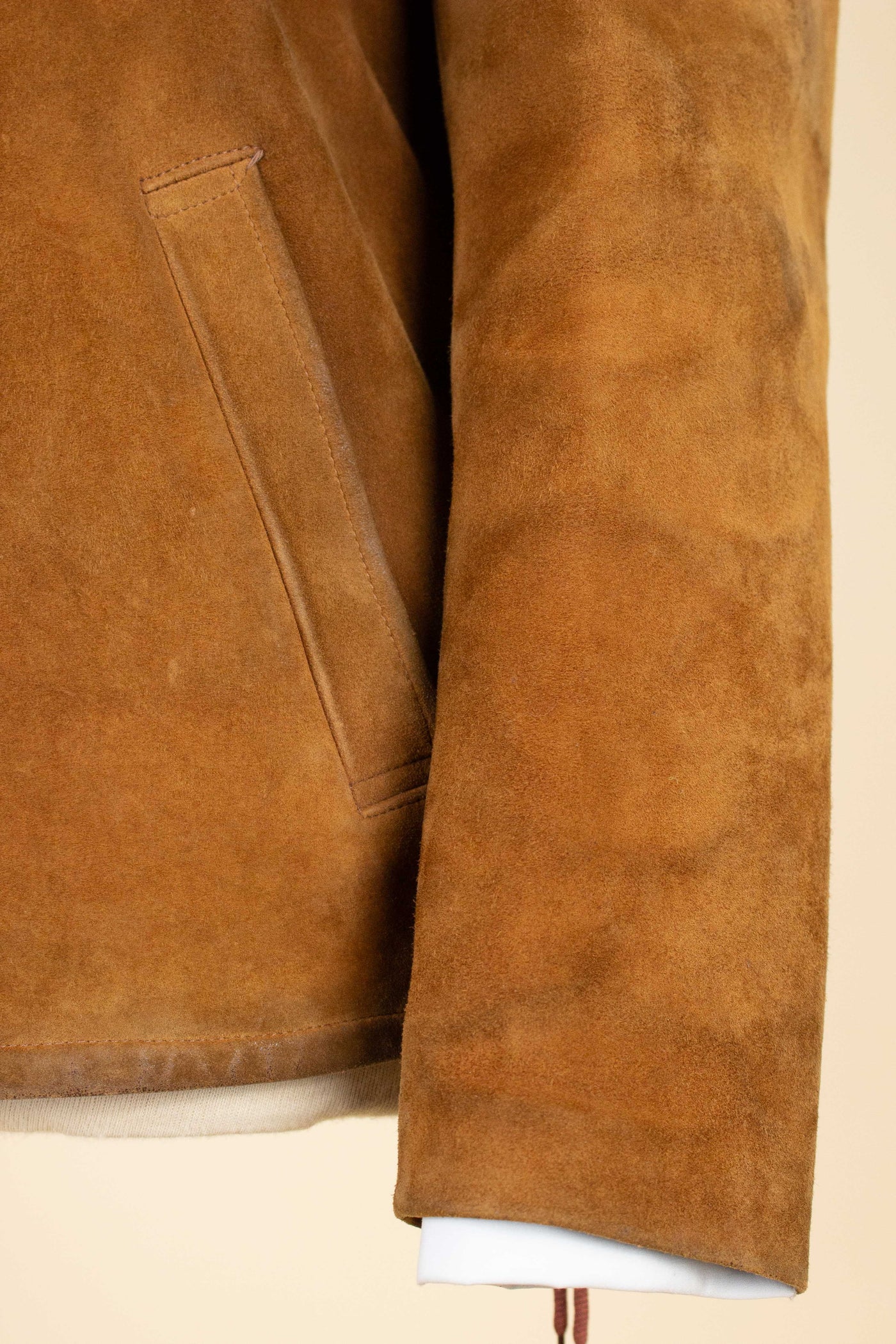 SWEDISH 1950S LIGHT BROWN GOATSKIN SUEDE JACKET. SIZE CA EU 48