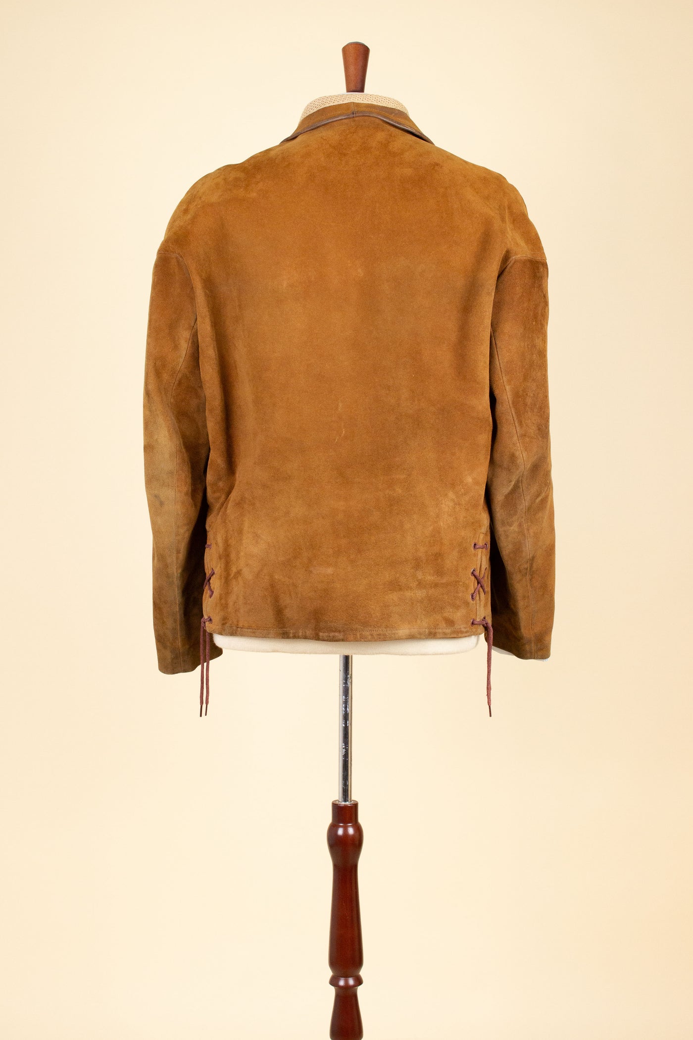 SWEDISH 1950S LIGHT BROWN GOATSKIN SUEDE JACKET. SIZE CA EU 48