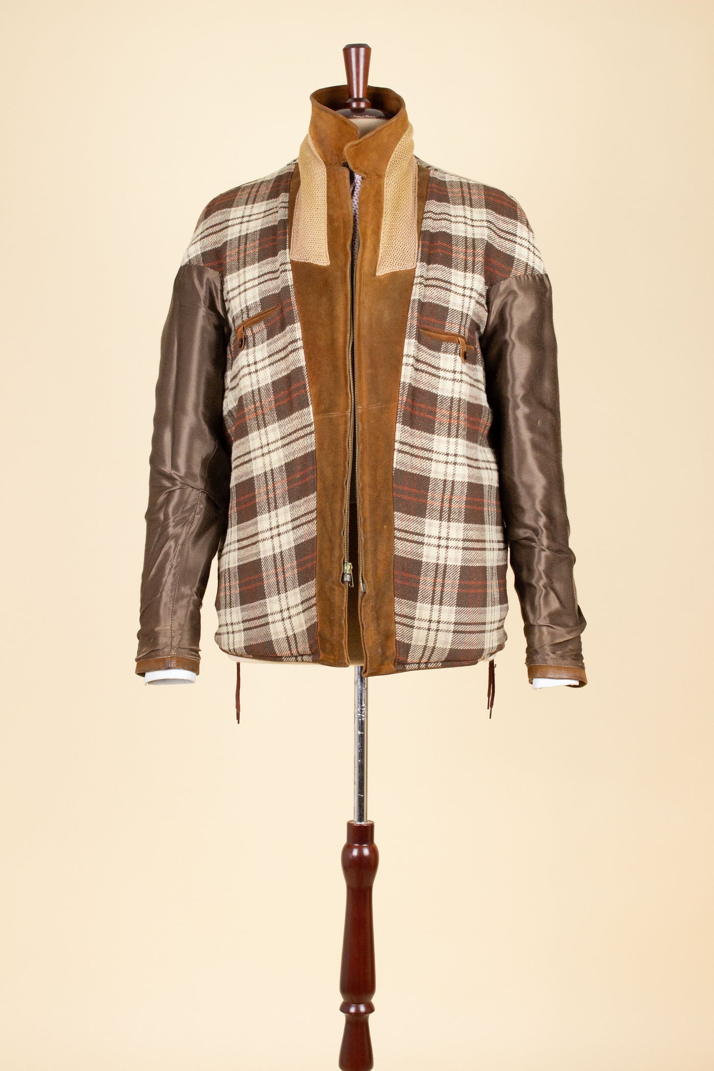 SWEDISH 1950S LIGHT BROWN GOATSKIN SUEDE JACKET. SIZE CA EU 48