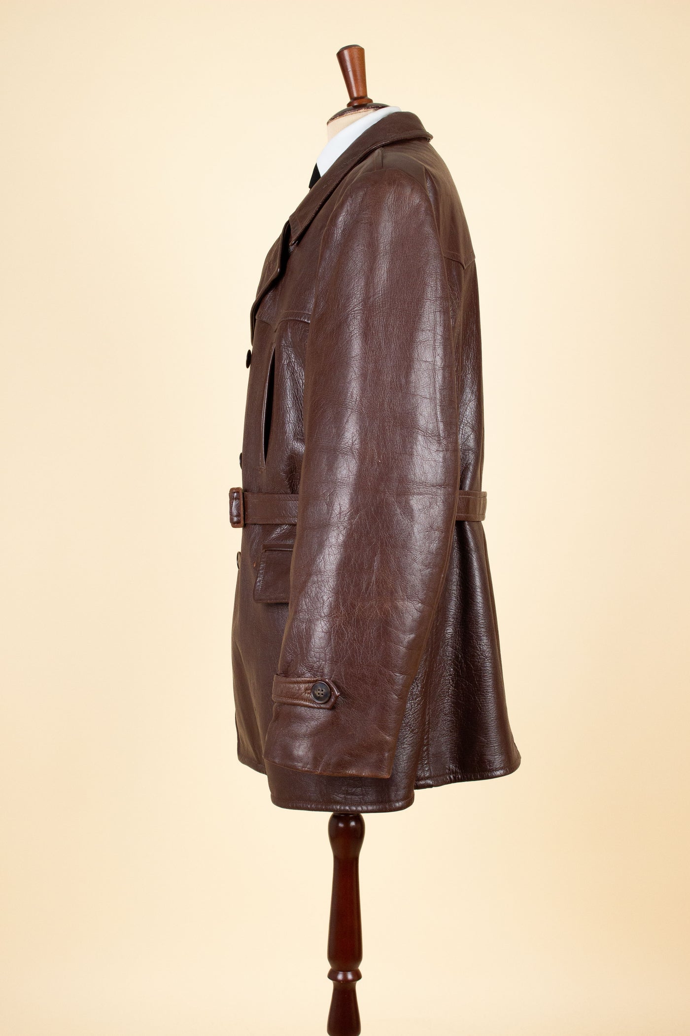 SWEDISH 1940S BROWN DOUBLE BREASTED BELTED GOATSKIN JACKET. SIZE CA EU 56