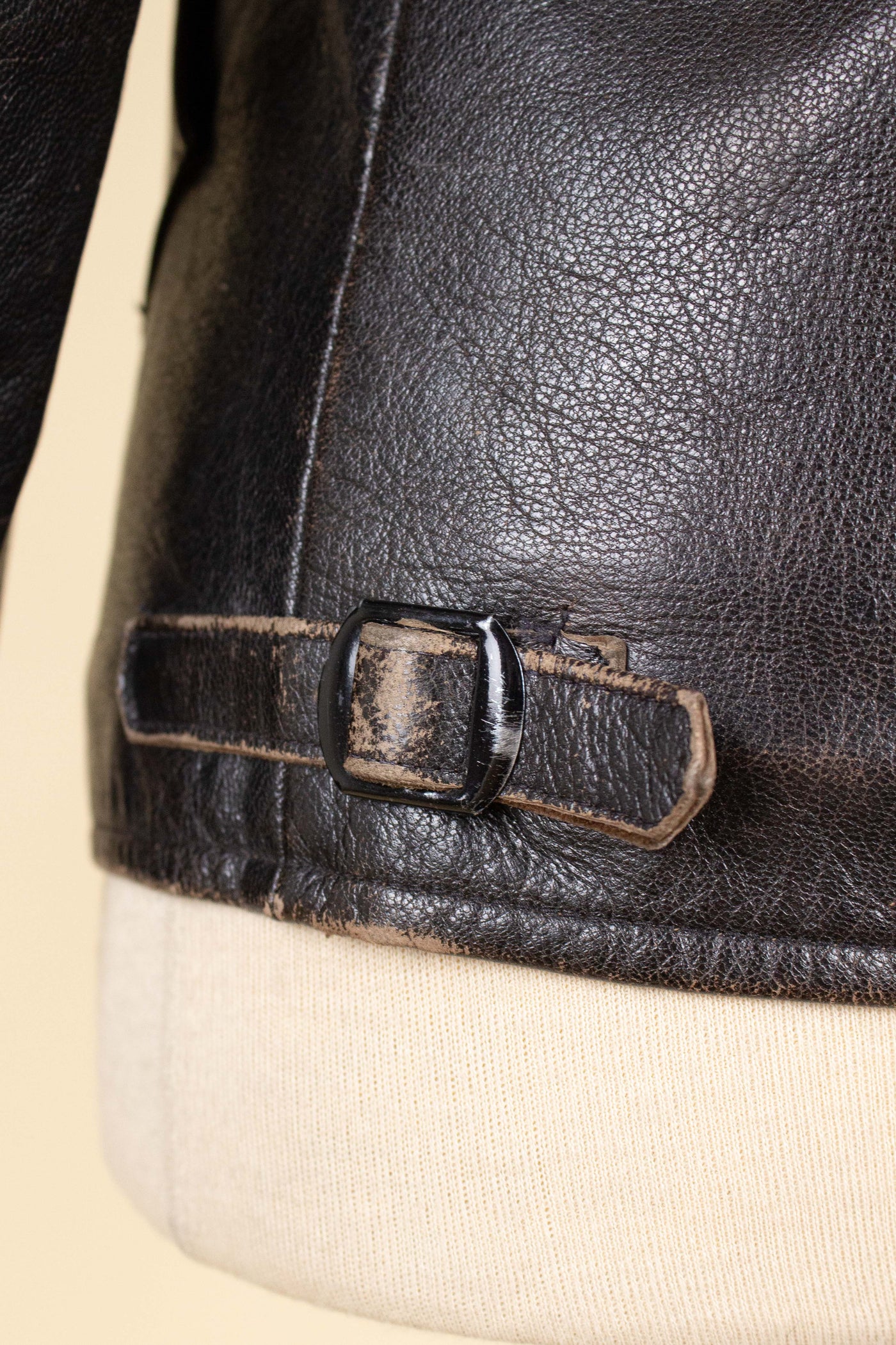 SWEDISH 1950S DARK BROWN GOATSKIN JACKET. SIZE CA EU 46