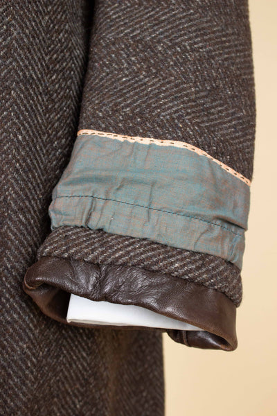 SWEDISH 1930S BROWN DOUBLE BREASTED NAPPA GOATSKIN JACKET. SIZE CA EU 48