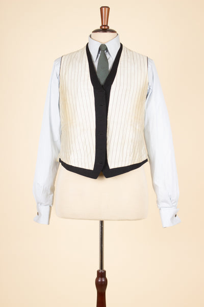 SWEDISH 1900S/1910S BLACK WAISTCOAT WITH COVERED BUTTONS. SIZE EU 50-52