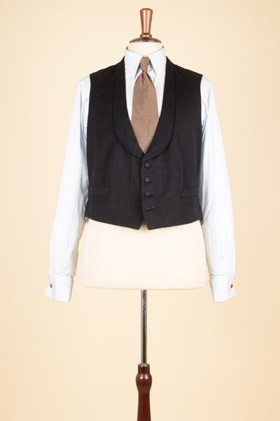 SWEDISH 1890S BLACK SHAWL LAPEL SINGLE BREASTED WAISTCOAT. SIZE CA EU 58