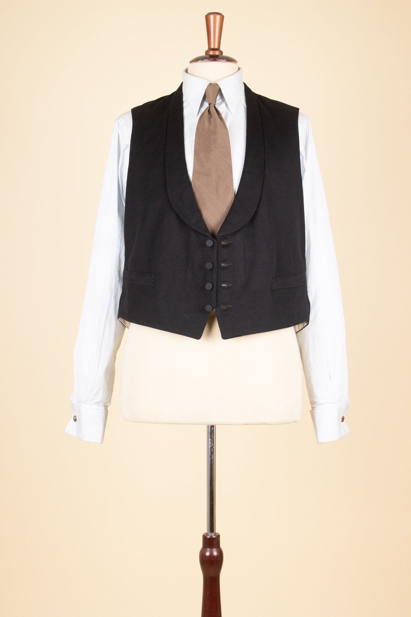 SWEDISH 1890S BLACK SHAWL LAPEL SINGLE BREASTED WAISTCOAT. SIZE CA EU 58