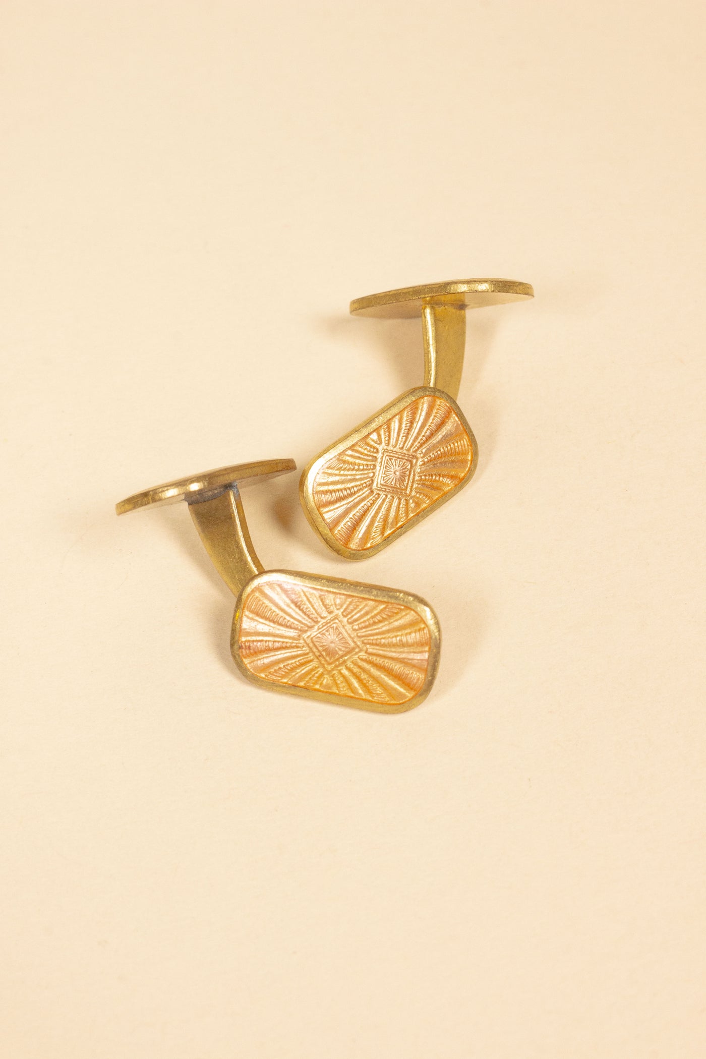 1930/1940'S BRASS DOUBLE-SIDED CUFFLINKS WITH ENAMEL INLAY