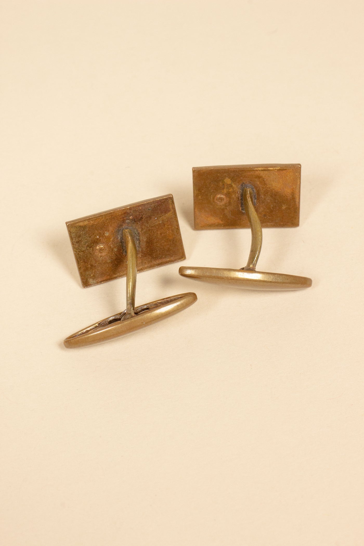 1920/1930'S BRASS CUFFLINKS WITH ENAMEL INLAY
