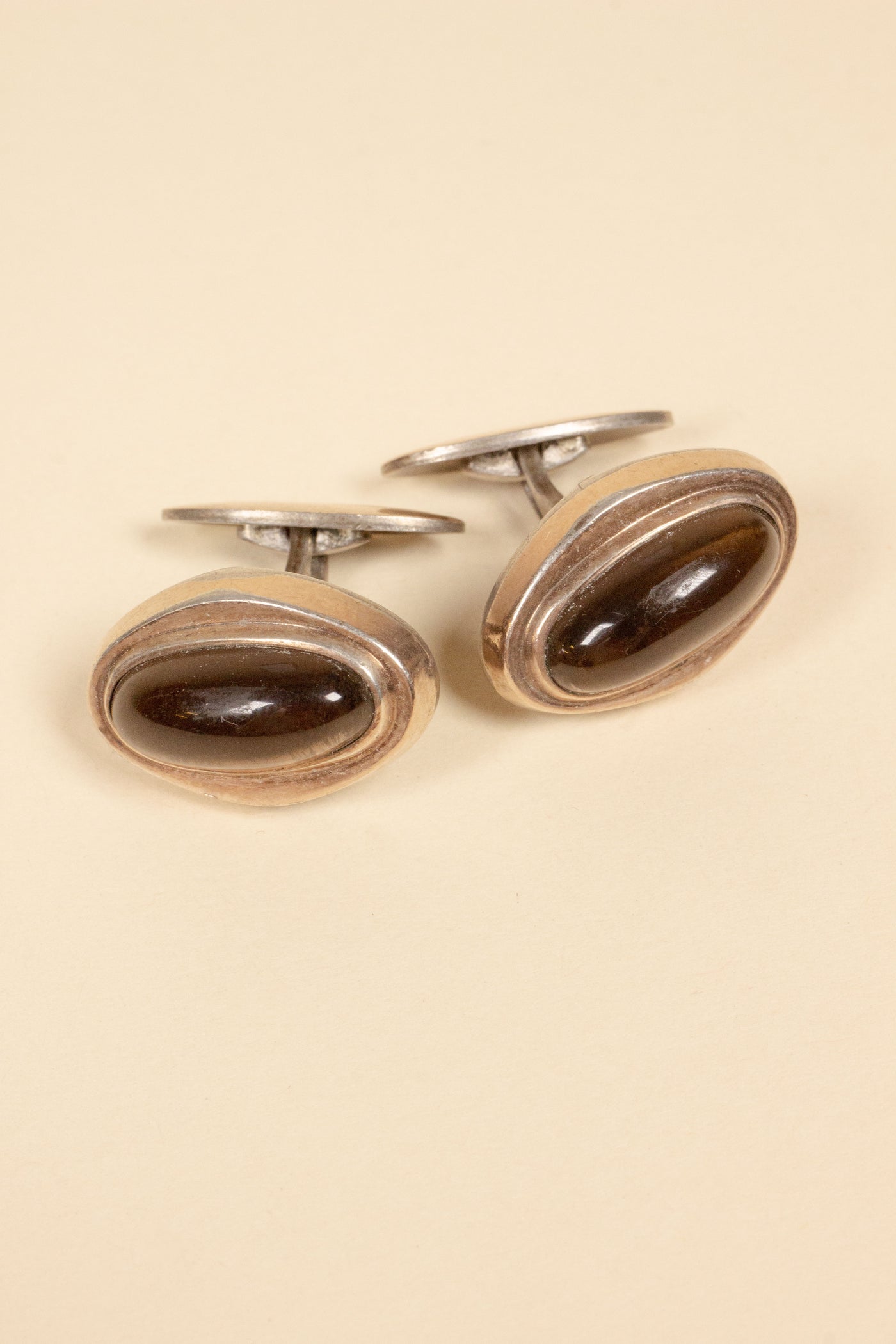 1940/1950'S GILDED SILVER CUFFLINKS WITH STONES