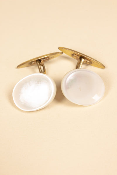 1910/1920'S BRASS CUFFLINKS WITH MOTHER-OF-PEARL FACE