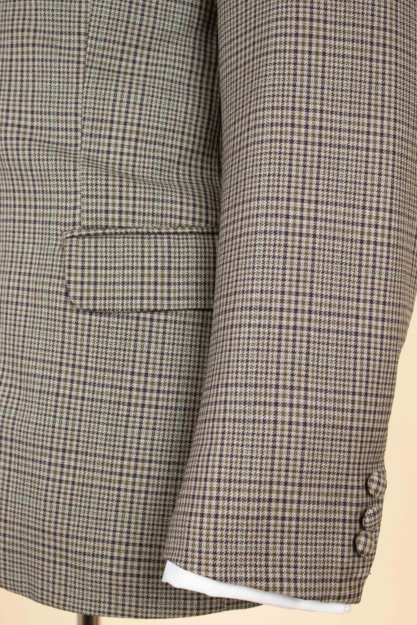 SWEDISH 1960S BROWN CHECKERED TWO PIECE SUIT BY WIDENGRENS. SIZE CA EU 46