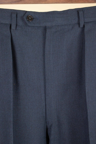 SWEDISH 1950S/1960s BLUE GREY TWO PIECE SINGLE BREASTED SUIT BY WIDENGRENS. SIZE CA EU 50