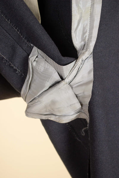 SWEDISH 1950S GREY TWO PIECE SINGLE BREASTED SUIT BY RYTTERQVIST. SIZE CA EU 48