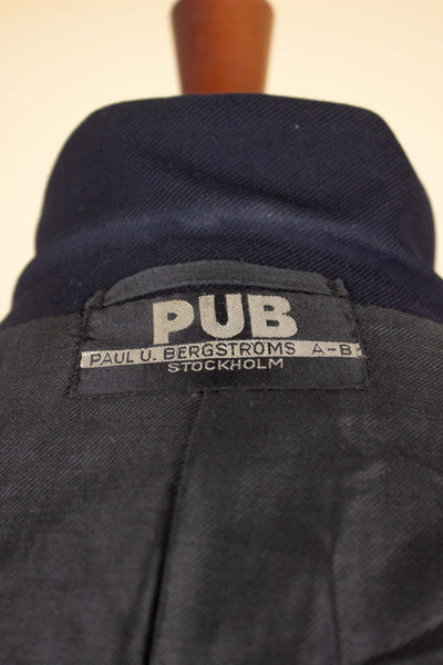 SWEDISH 1930S DARK BLUE DOUBLE BREASTED THREE PIECE SUIT BY PUB. SIZE CA EU 48