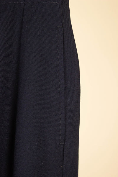 SWEDISH 1930S DARK BLUE TWO PIECE SINGLE BREASTED SUIT BY H.WISTRÖM. SIZE CA EU 44