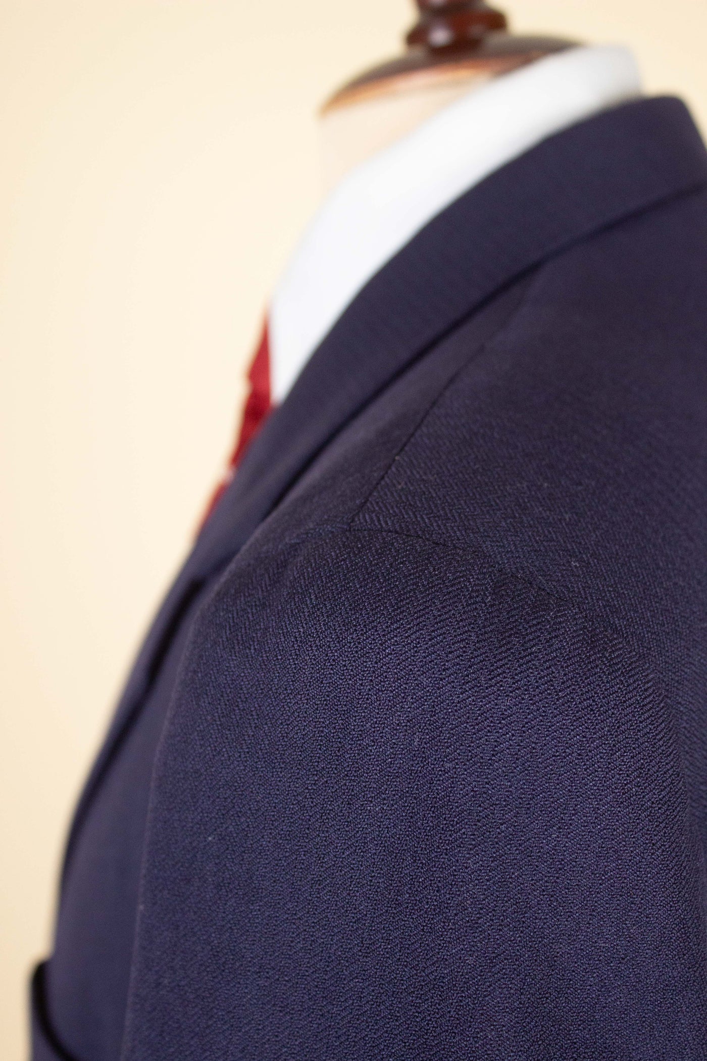 SWEDISH 1940S DARK BLUE TWO PIECE DOUBLE BREASTED SUIT BY RORY. SIZE CA EU 50