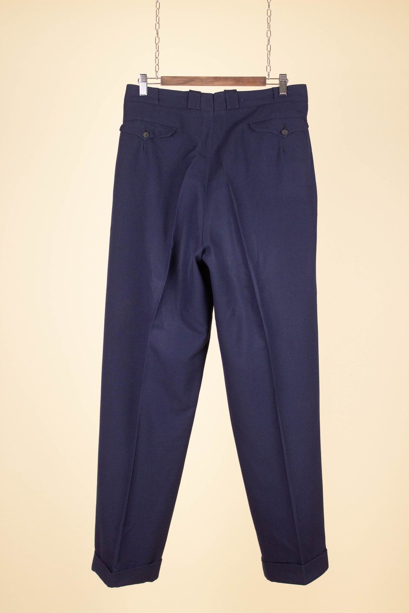 SWEDISH 1940S DARK BLUE TWO PIECE DOUBLE BREASTED SUIT BY RORY. SIZE CA EU 50