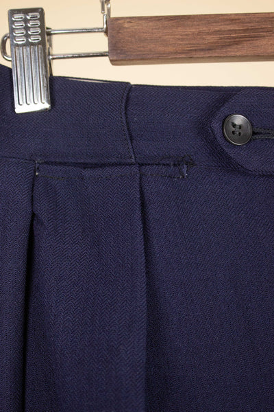 SWEDISH 1940S DARK BLUE TWO PIECE DOUBLE BREASTED SUIT BY RORY. SIZE CA EU 50