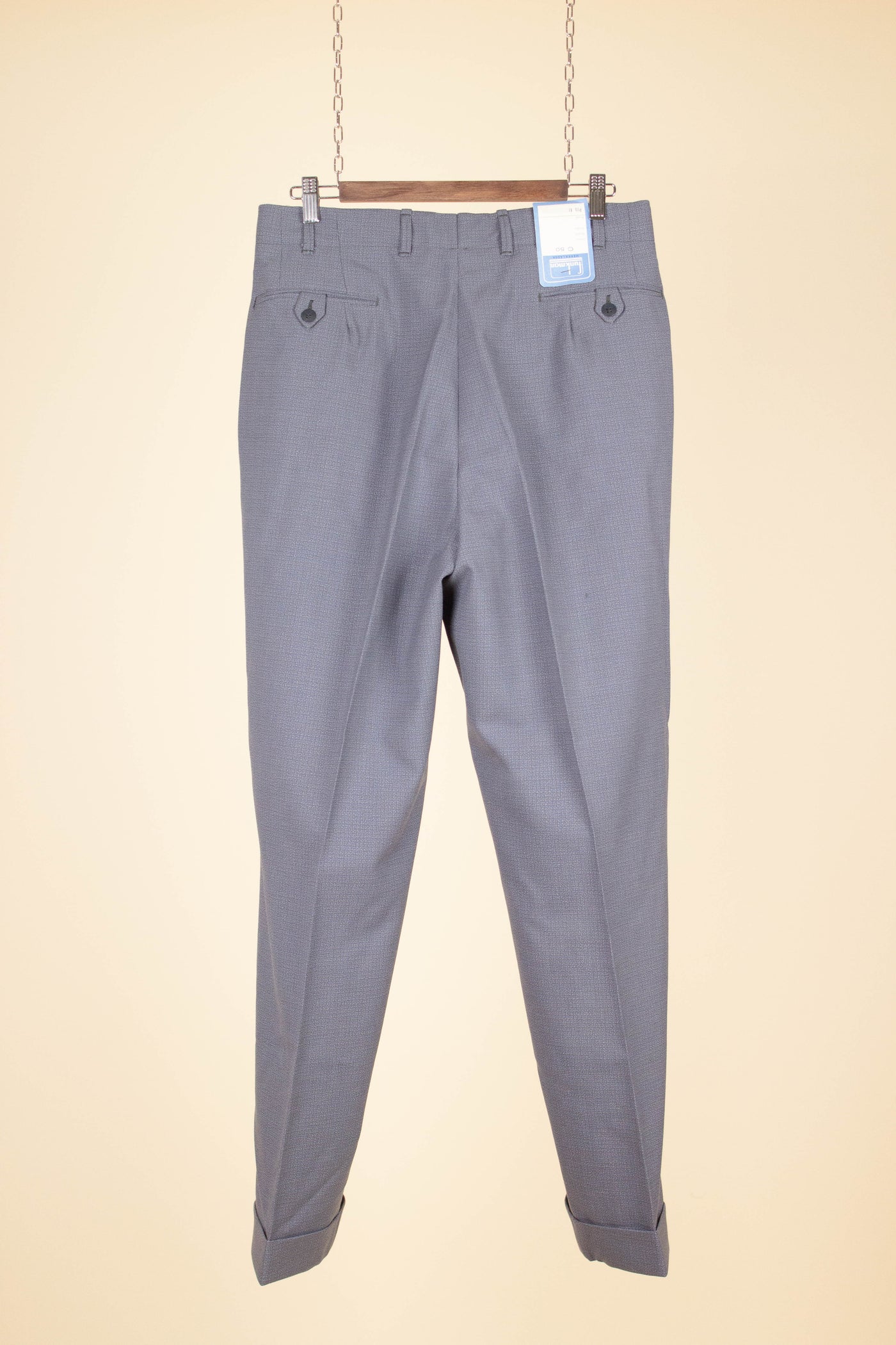 SWEDISH 1940S/1950S GREY TWO PIECE DEADSTOCK SUIT BY FUNKMAN. SIZE CA EU 50