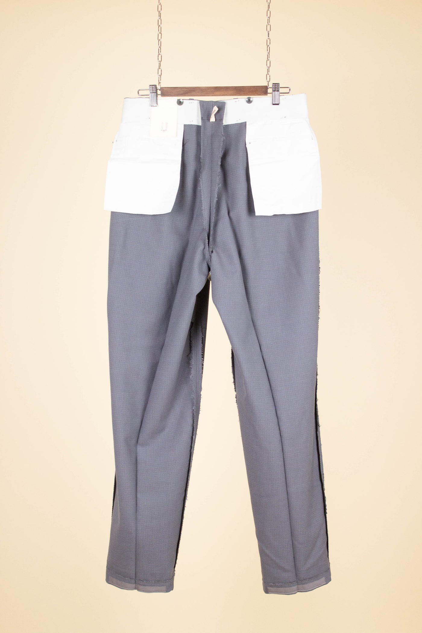 SWEDISH 1940S/1950S GREY TWO PIECE DEADSTOCK SUIT BY FUNKMAN. SIZE CA EU 50