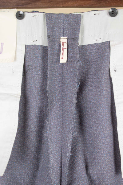 SWEDISH 1940S/1950S GREY TWO PIECE DEADSTOCK SUIT BY FUNKMAN. SIZE CA EU 50