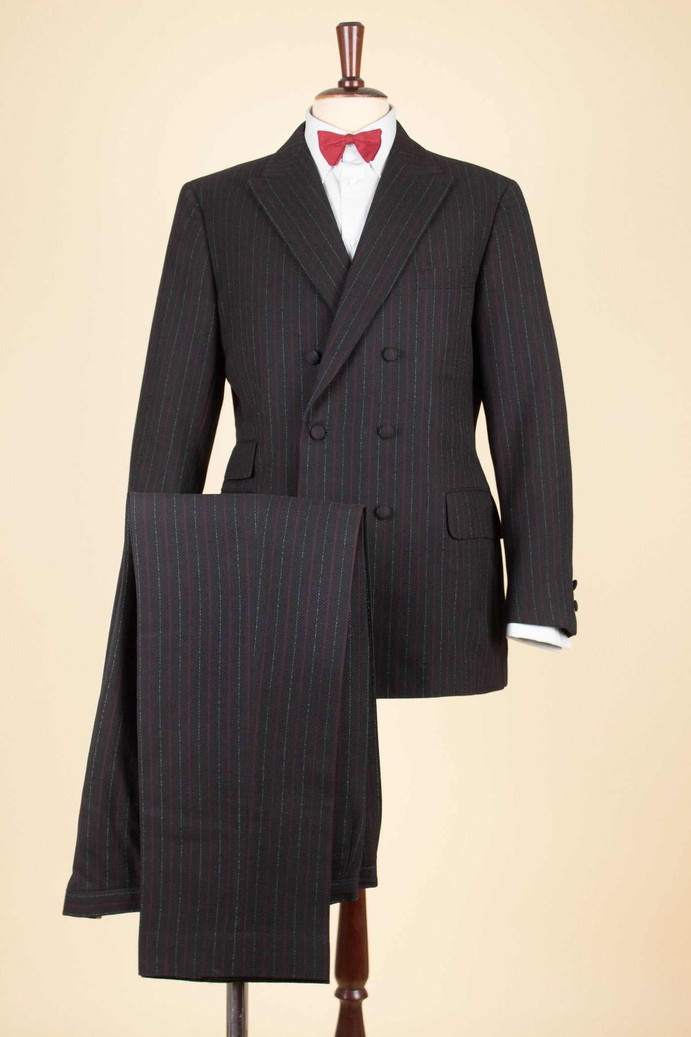 SWEDISH 1960S BLACK PINSTRIPE DOUBLE BRESTED SUIT BY MASTERHAND. SIZE CA EU 50