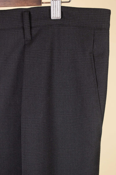 SWEDISH 1960S DARK GREY TWO PIECE SINGLE BREASTED DEADSTOCK SUIT BY UNKNOWN MAKER. SIZE CA EU 48