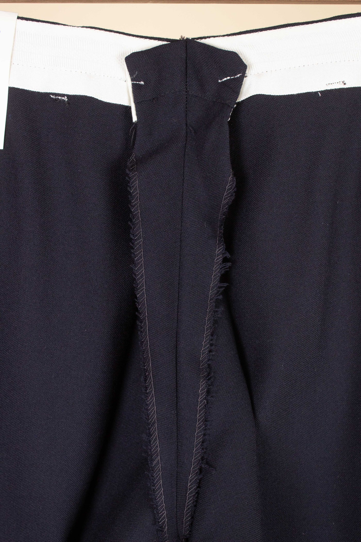 SWEDISH 1960S DARK BLUE DEADSTOCK DOUBLE BREASTED SUIT BY FUNK. SIZE CA EU 48