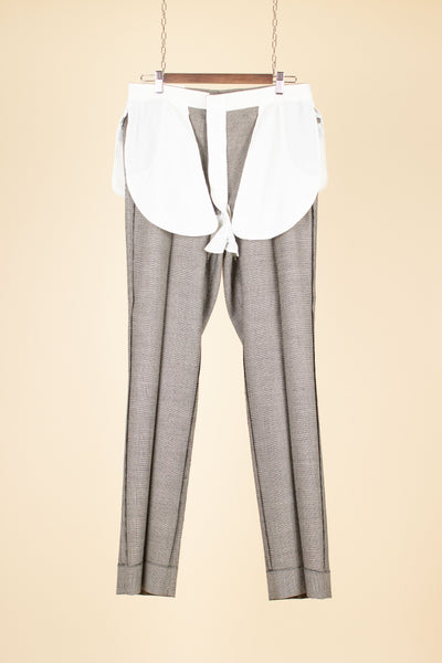 SWEDISH 1960S GREY TWO PIECE PRINCE OF WALES DEADSTOCK SUIT BY PINGVIN. SIZE CA EU 48