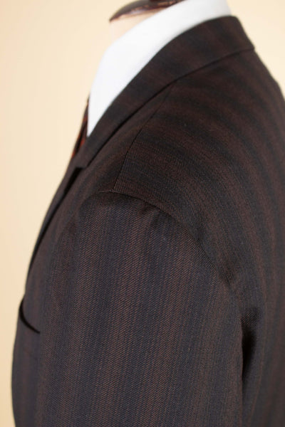 SWEDISH 1950S TWO PIECE BROWN SINGLE BREASTED SUIT BY HOLLYWOOD. SIZE CA EU 48
