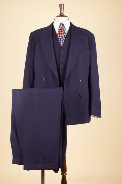SWEDISH 1940S DARK BLUE DOUBLE BREASTED THREE PIECE SUIT BY VIKING. SIZE CA EU 50